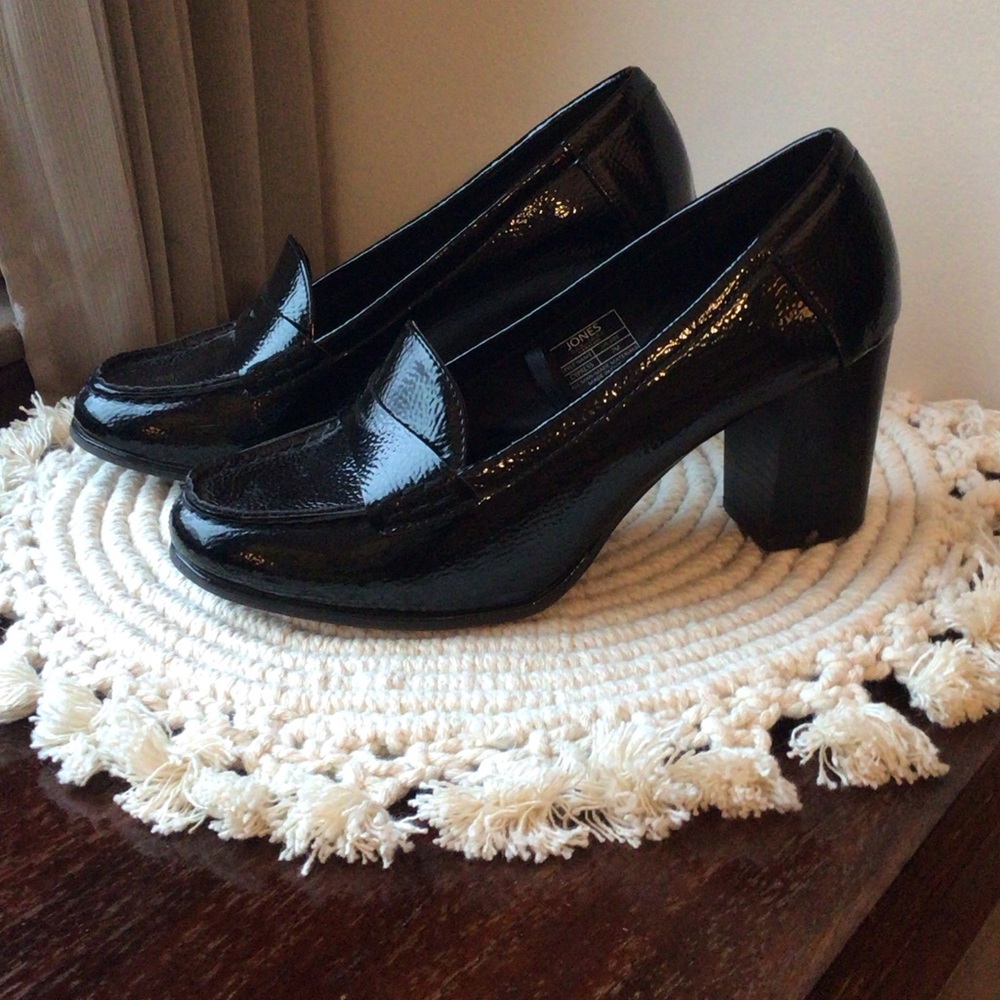 Jones New York Cypress Black Patent Leather Heels